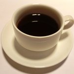 クレッソニエール - <'13/01/01撮影>丸ごとトマトの肉詰めロースト 1000円 のコーヒー