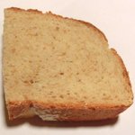 クレッソニエール - <'13/01/01撮影>丸ごとトマトの肉詰めロースト 1000円 のパン