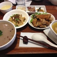 南青山エッセンス - けっこうなボリューム。お粥がうまい！