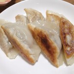 ごま田郎 - ぎょうざ(自家製/470円)