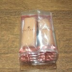アンテノール - ビスキュイ・オ・ショコラ 10個入り (税込)594円 ※取り出し後(角度を変えて) (2022.01.22)