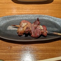 横濱里葉亭 鶴屋町店 - 鶏ハツ　しょうがのせ
