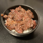 順興園 - 勝手に焼肉丼