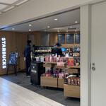 STARBUCKS COFFEE - 外観