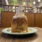 生クリーム専門店MILK CAFE - 