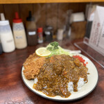 とんかつ赤城 - カツカレー 1020円