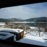 徳山鮓 - 窓からの余呉湖