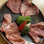 焼肉処 まるます家 - 牛盛り定食♬.*ﾟ1500円
      (タン･カルビ･ハラミ)
      ライス･味噌汁･漬物付き