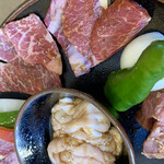 焼肉処 まるます家 - 