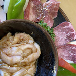 焼肉処 まるます家 - 