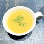 Bistro Roven - 香味野菜のスープ