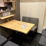 やきとり 温 - テーブル席