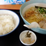 ザ・ラーメン どさんこ大将 - 料理写真:札幌塩ラーメンと小ライスランチ680円