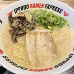 イップウドウ ラーメン エクスプレス - 料理写真: