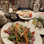 Bisutorosakabamarinkurabu - 生牡蠣と鎌倉野菜のサラダ