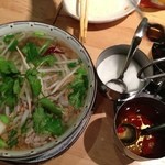 チャオ チェンマイ - クイッティオナームセット８００円也（2013/1）