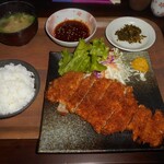 ひかり食堂 - とんかつ定食：１０００円