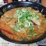 白熊 - 激辛白熊ラーメン（激辛というより塩辛でした）