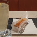 コーヒーショップ モンテス - 