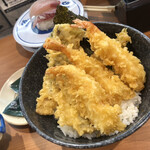 無添くら寿司 - 2022/1/13 ランチで利用。えび天と季節の天丼(580円)