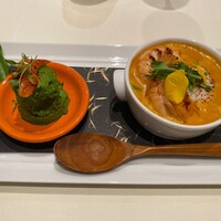ナベノ-イズム - 海老と大なめこのココット＆パセリのふわふわスポンジパン。絶品！