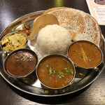 バンゲラズ スパイスラボ - 南インドカレーセット