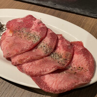 熟成焼肉 マルニク - タン