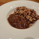 ブロックス - 熟成和牛と黒米のカレー