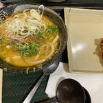 Hanamaru Udon - ピリ辛坦々うどん小と鶏千 から揚げ
