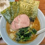 武蔵家 - 最高のスープでご飯がススム