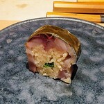 鮨 唐島 - 鯖の棒寿司