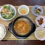 韓国食堂 カンチャギ - ユッケジャンスープセット