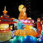 老北京 - 春節灯花の一つ。お釈迦様と三蔵法師？もいらっしゃる