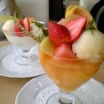 京橋千疋屋 - フルーツポンチ＆フルーツヨーグルト