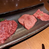 蕃 YORONIKU - 