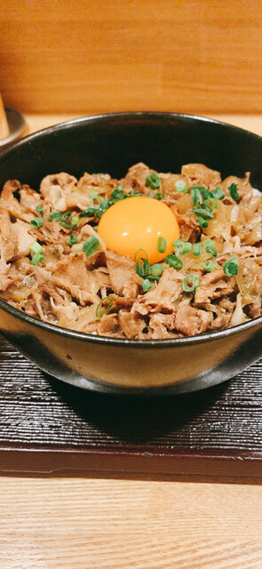 豚飯屋 ニクスケ