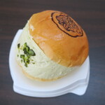 LOUNGE & BAR - ピスタッチオ