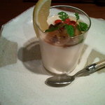 老虎菜 本店 - 杏仁豆腐