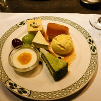 ロウリーズ・ザ・プライムリブ 恵比寿ガーデンプレイス店 - 