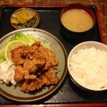 田吾作 - 唐揚げ定食：800円