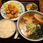 田吾作 - Ｂセット（らーめん・唐揚げ・半ライス）：８５０円