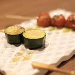 KOBE YAKITORI STAND 野乃鳥 - ズッキーニ、ミニトマト