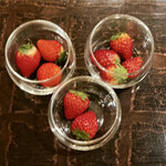 ザ・テラス - べにほっぺ、ゆめのか、とちおとめ