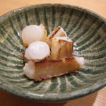 すし屋 真魚 - 烏賊ゲソ炙り