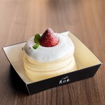 いちごのご褒美ホールパンケーキ