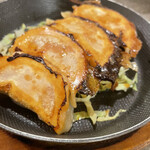 松山餃子酒場 皮咲 - 