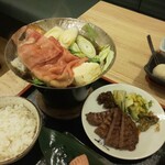 牛たん炭焼 利久 - 