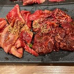 Kamata Yakiniku Toukyou Bin - タン・カルビセット？カルビ・ハラミかも