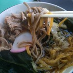 外苑休憩所 - 意外に食べ応えが