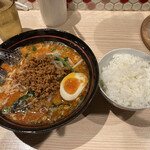 新田屋 梟 - 坦々麺とライスセット 700円